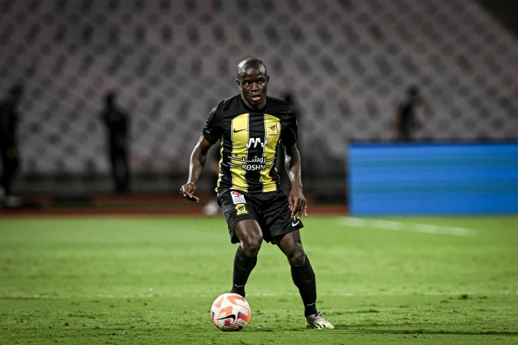 PG电子官网-罗马诺:费内巴切为签坎特提交了高额报价,但吉达并不想轻易放人