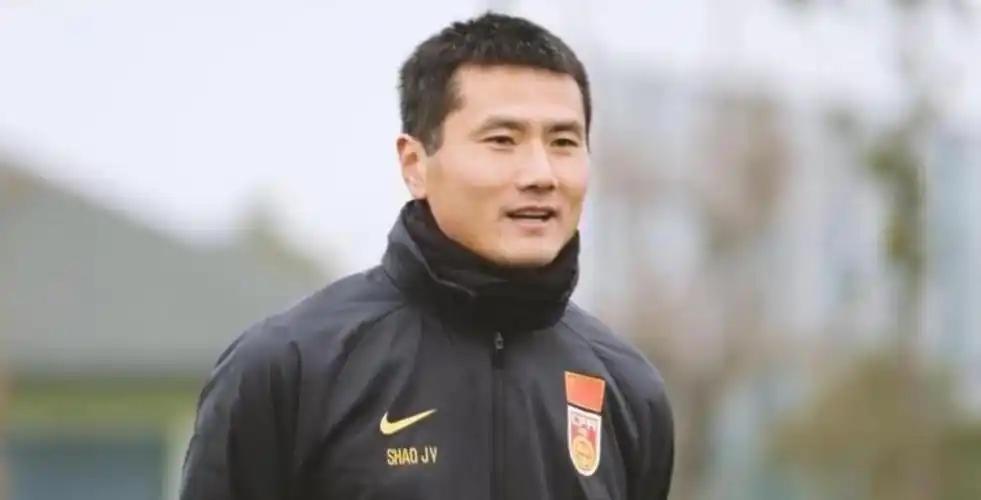 PG电子直营站-国足0-2连夜洗牌！邵佳一承认翻车，3国脚基本出局，11人框架已定
